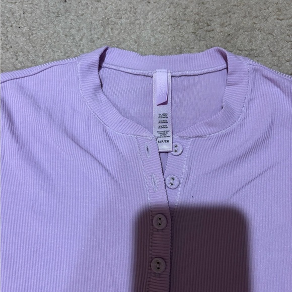 SKIMS Lavender Pajama Set - Picture 3 of 3